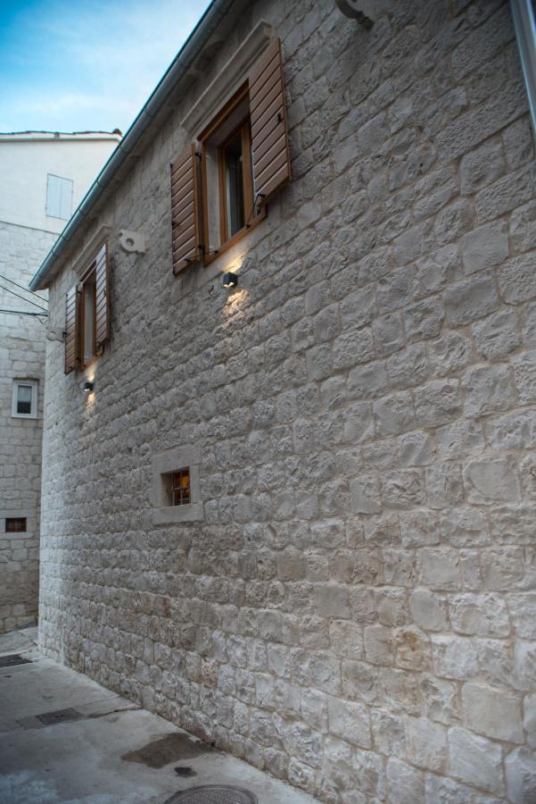 Limestone Heritage House Trogir Exterior photo